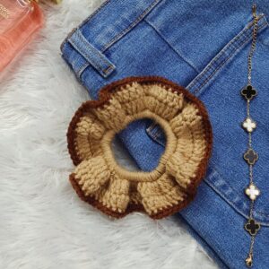 dual tone crochet scrunchie